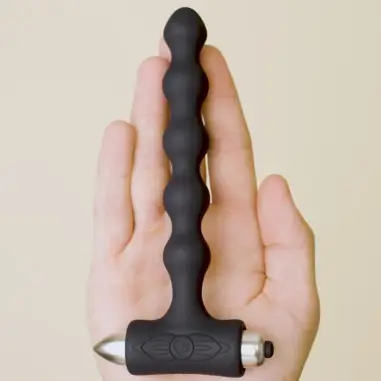 Off - Petite Sensations Pearls Plug Anal Vibrador Negro