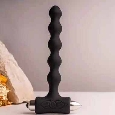 Off - Petite Sensations Pearls Plug Anal Vibrador Negro