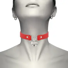 COQUETTE CHIC DESIRE - COLLAR CUERO VEGANO ROJO ACCESORIO CORAZÓN CON LLAVE 2