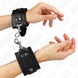 KINK - MUÑEQUERAS ESTILO MAZMORRA CON CERRADURA NEGRO AJUSTABLE 21-28 CM X 5.5 CM KINK WRIST RESTRAINT