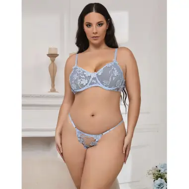 Conjunto Sujetador y Panties con Bordados de Flores Celeste