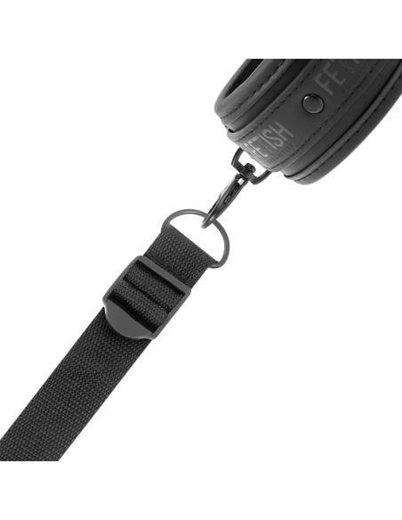 FETISH SUBMISSIVE - SET DE ESPOSAS Y ATADURAS CON FORRO DE NEOPRENO Esposas de fijación